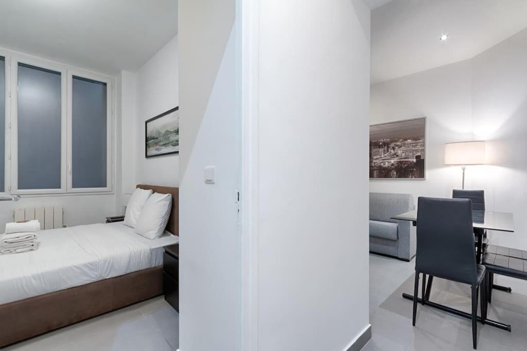 Batignolles Lemercier Cosy Apartment 4P-1Br Париж Екстериор снимка
